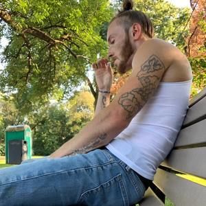 Meet your Posher, Jay jay